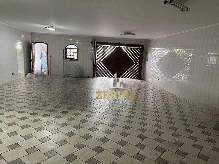 Sobrado à venda com 3 quartos, 300m² - Foto 23