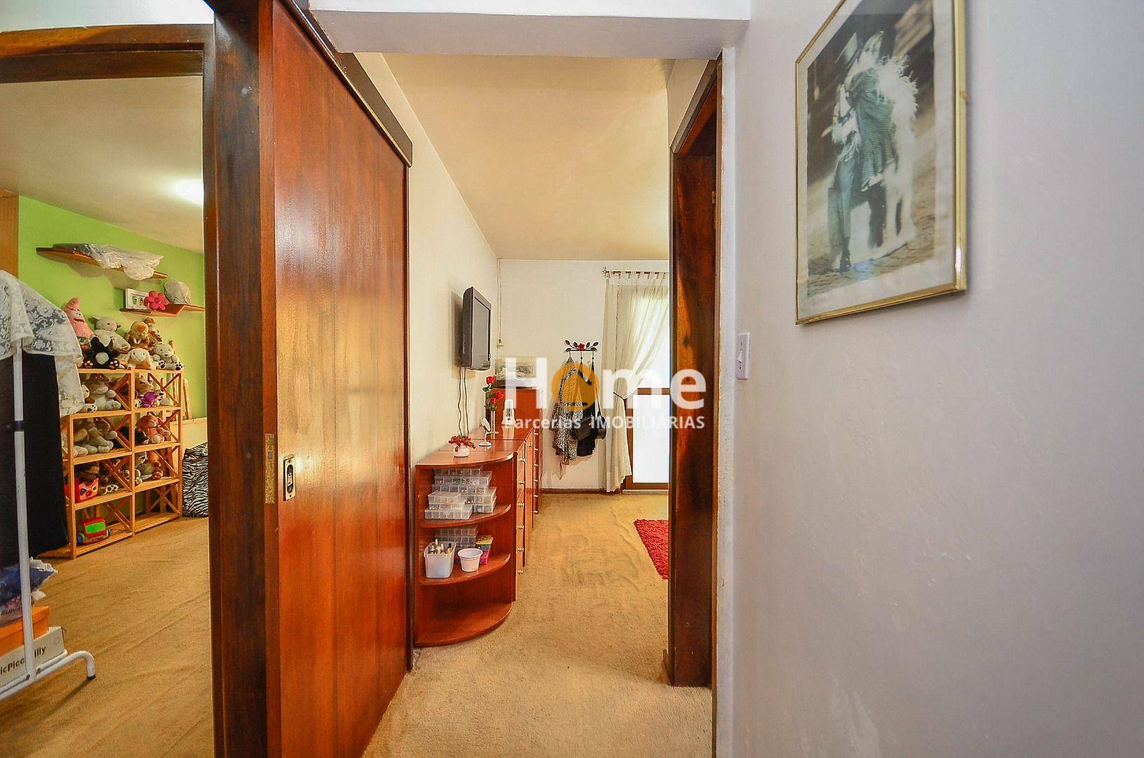 Casa à venda com 3 quartos, 300m² - Foto 30