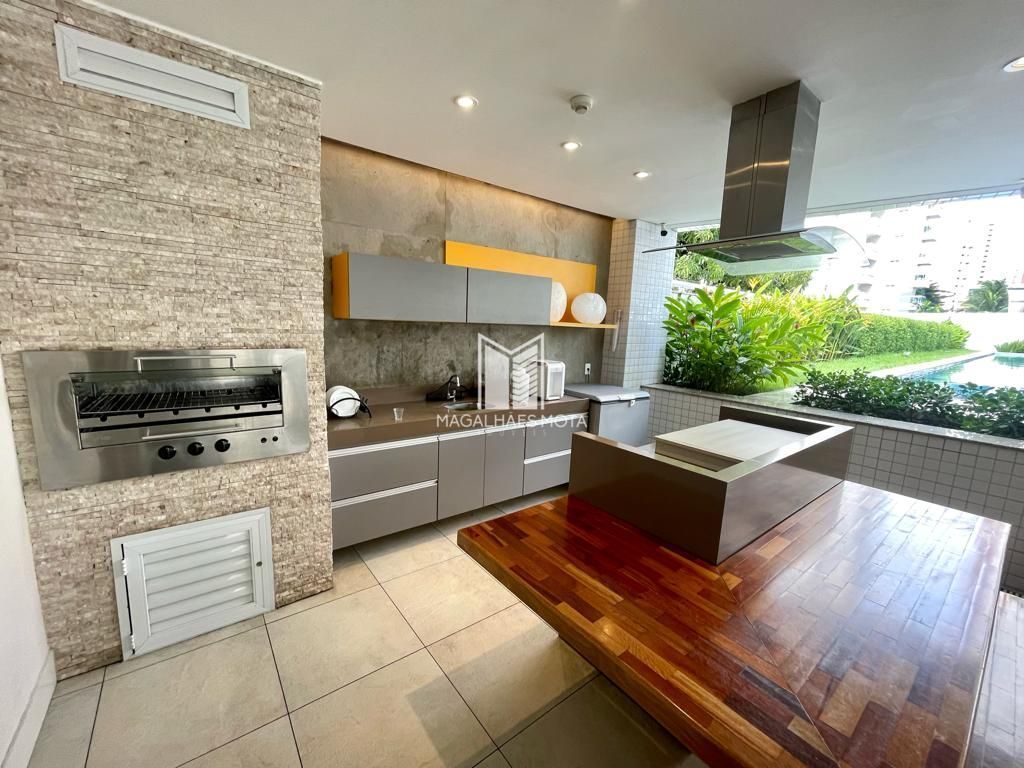 Apartamento à venda com 4 quartos, 225m² - Foto 9