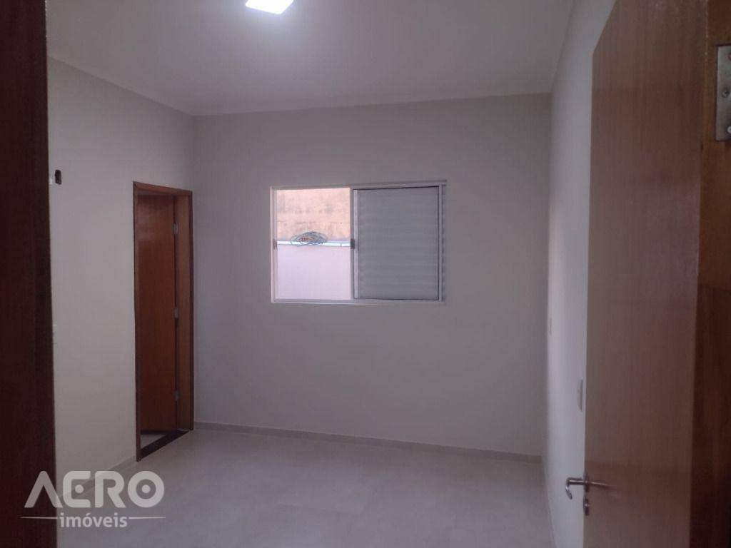 Casa à venda com 2 quartos, 109m² - Foto 8