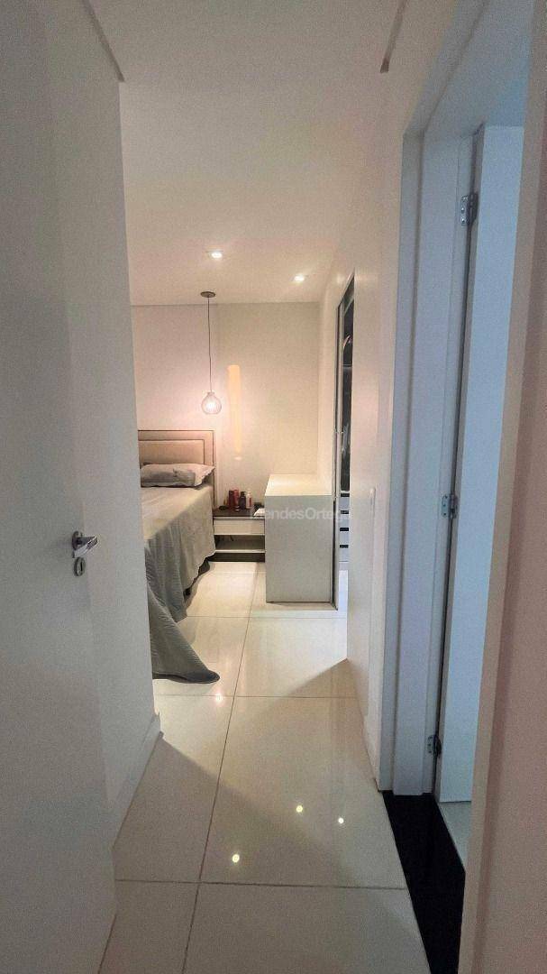 Apartamento à venda com 2 quartos, 76m² - Foto 21