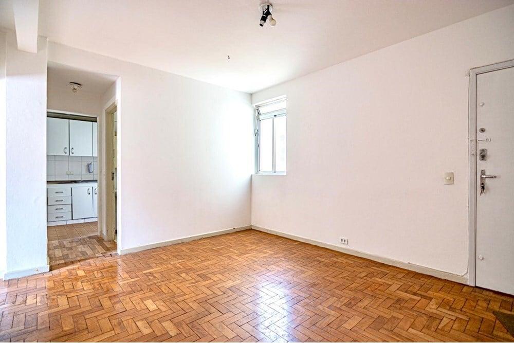 Apartamento à venda com 2 quartos, 64m² - Foto 2