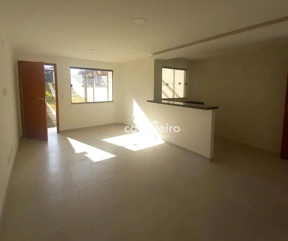 Casa à venda com 3 quartos, 95m² - Foto 9