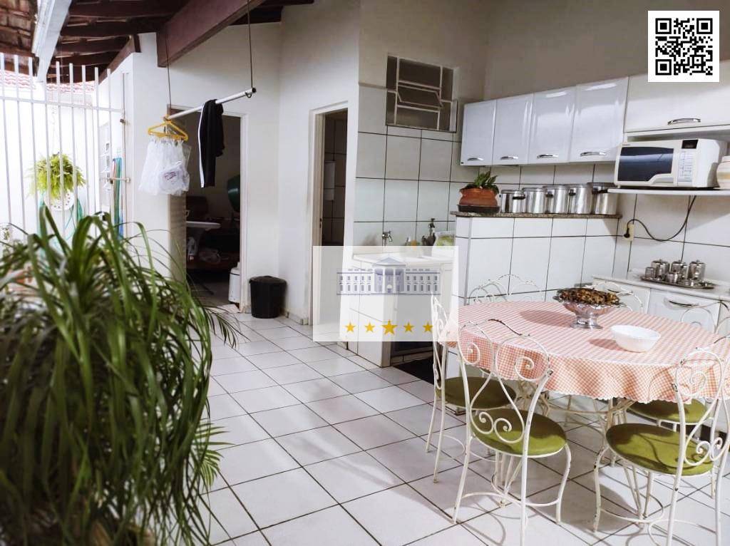 Casa, 3 quartos, 167 m² - Foto 1