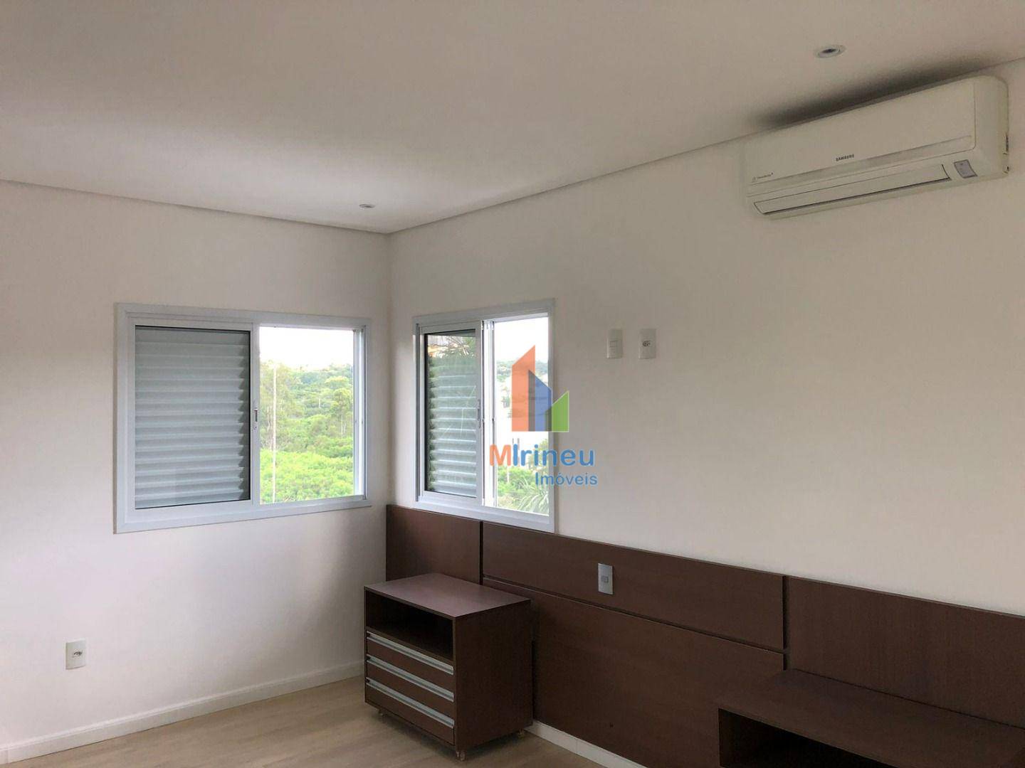 Casa de Condomínio à venda com 3 quartos, 227m² - Foto 12