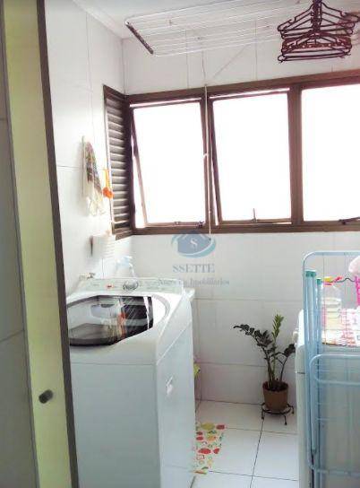 Apartamento à venda com 2 quartos, 67m² - Foto 41