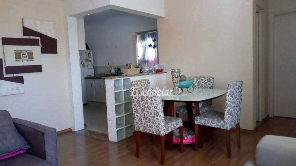 Apartamento à venda com 2 quartos, 70m² - Foto 2