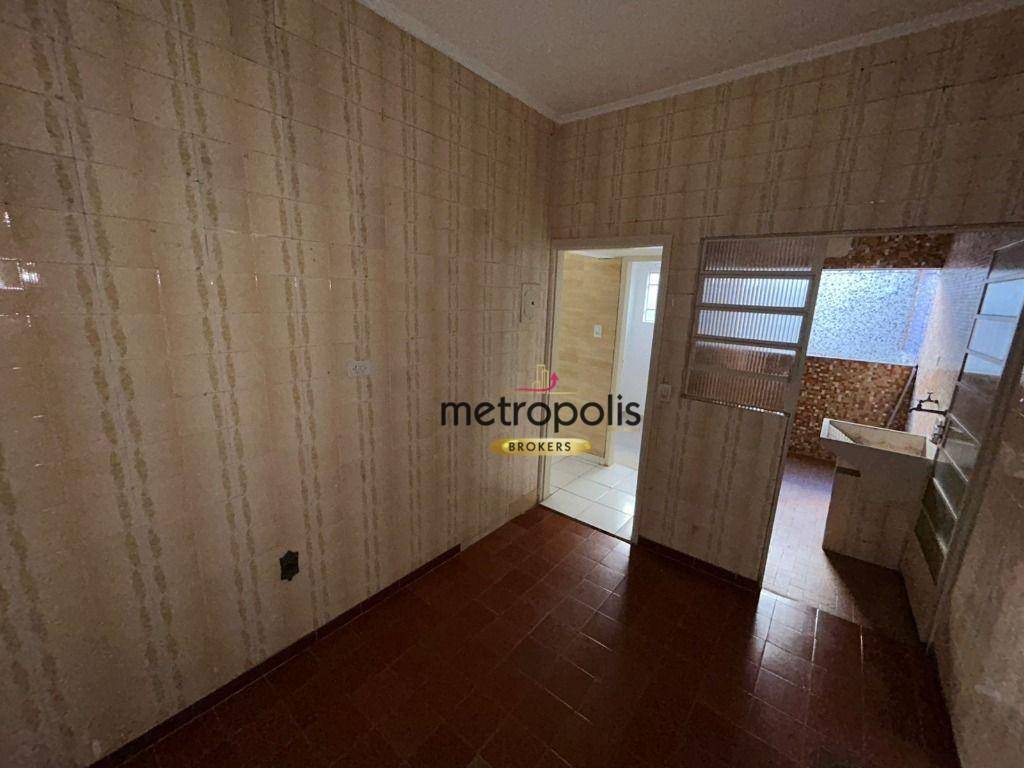 Apartamento para alugar com 1 quarto, 65m² - Foto 13