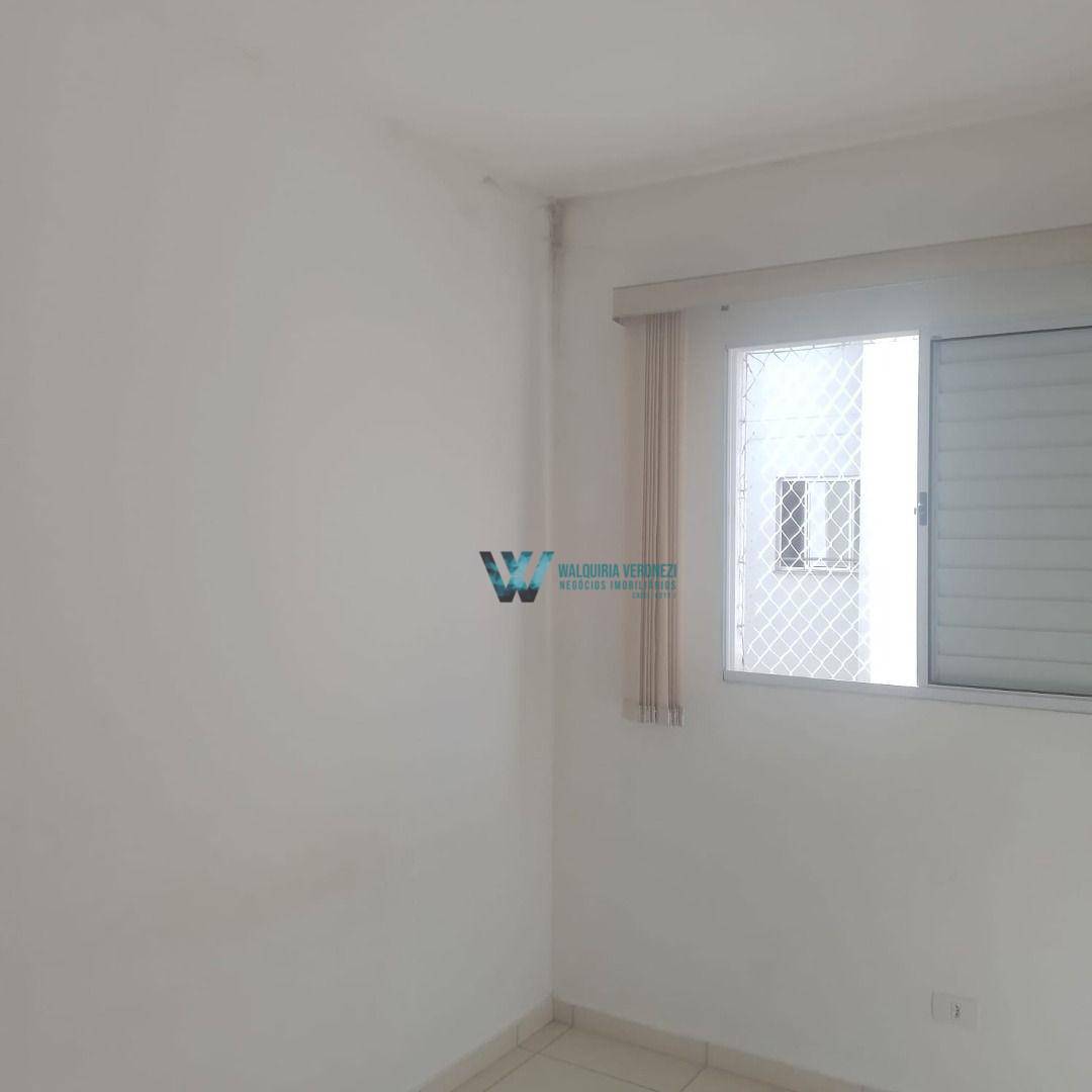 Apartamento para alugar com 2 quartos, 50m² - Foto 4