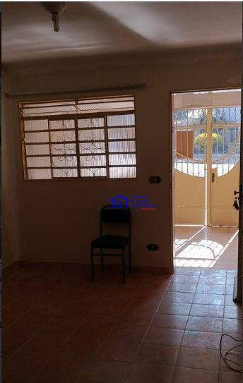 Sobrado à venda com 2 quartos, 100m² - Foto 2