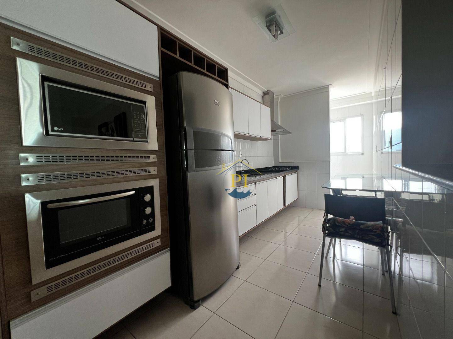 Apartamento à venda com 2 quartos, 72m² - Foto 2