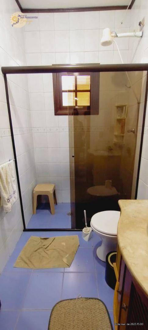 Casa para alugar com 3 quartos, 240m² - Foto 17