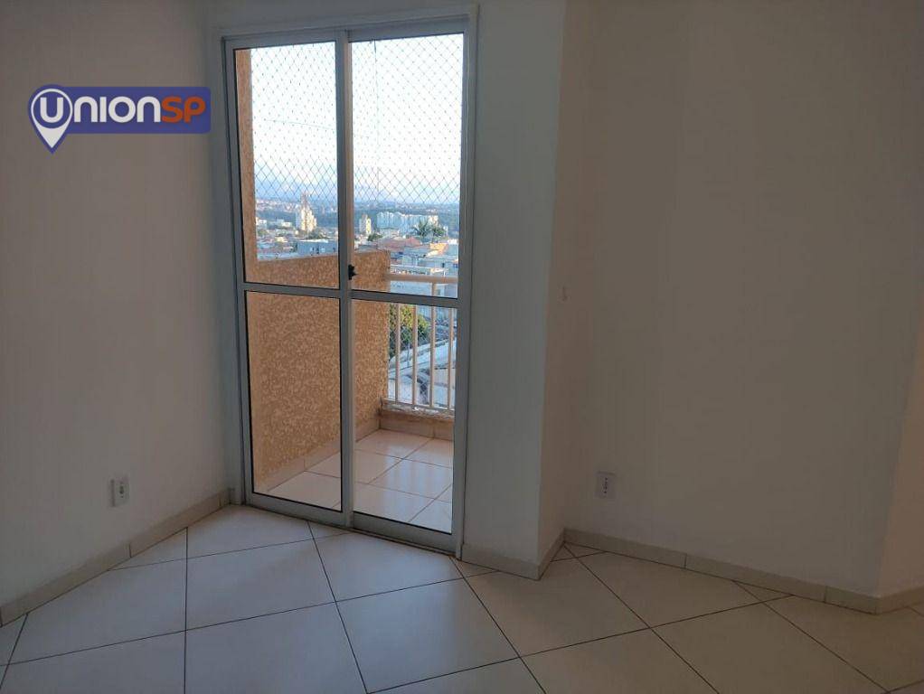 Apartamento à venda com 3 quartos, 63m² - Foto 4