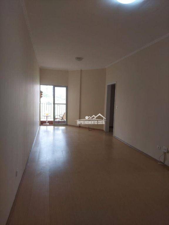 Apartamento à venda com 3 quartos, 92m² - Foto 3