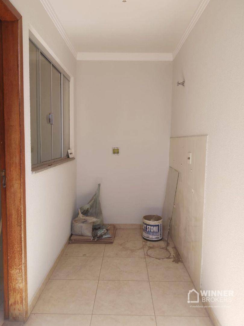 Casa à venda com 2 quartos, 61m² - Foto 17