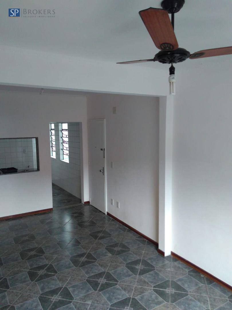 Apartamento à venda com 2 quartos, 65m² - Foto 3