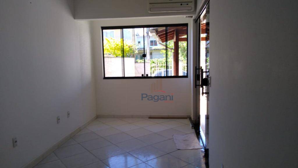 Casa à venda com 2 quartos, 60M2 - Foto 9