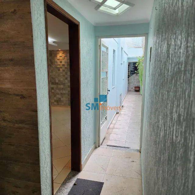 Sobrado à venda com 3 quartos, 210m² - Foto 19