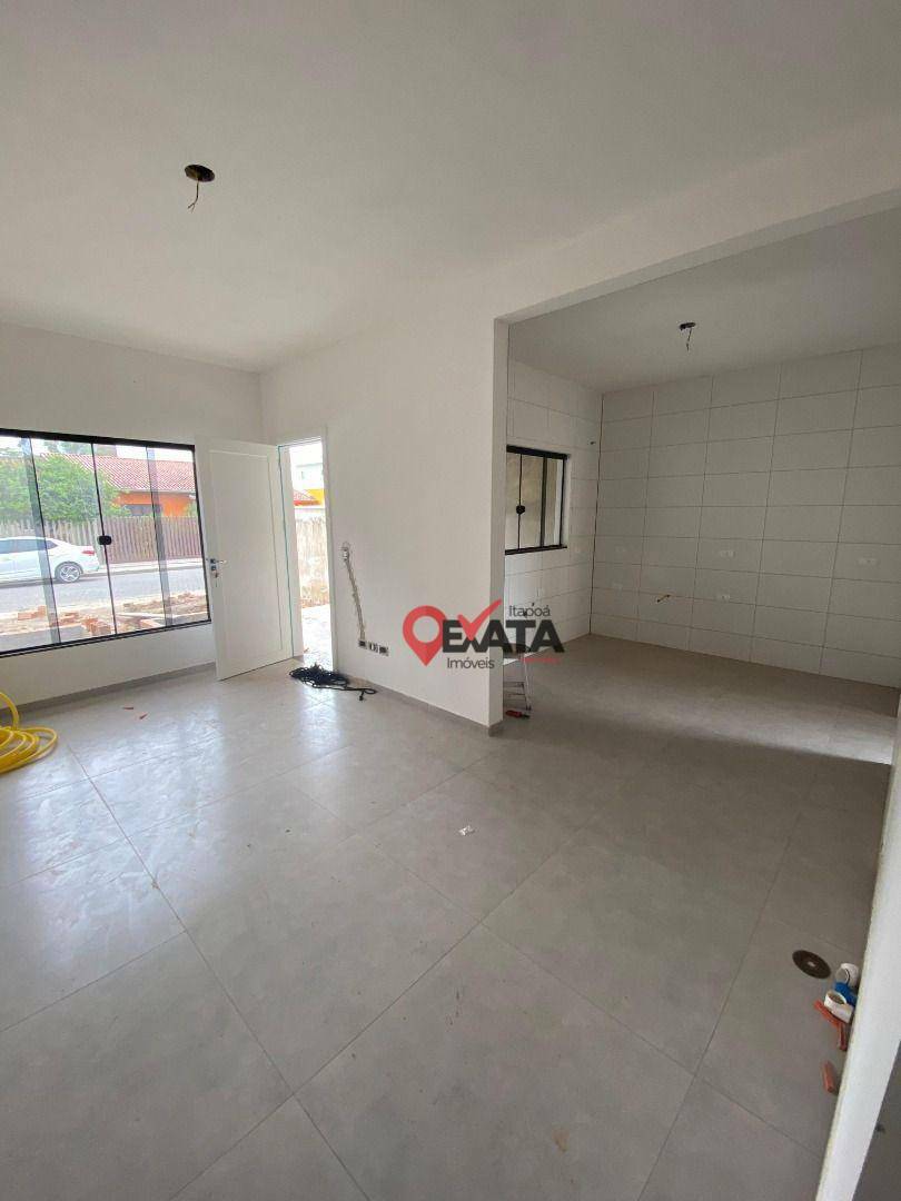 Casa à venda com 3 quartos, 84m² - Foto 14