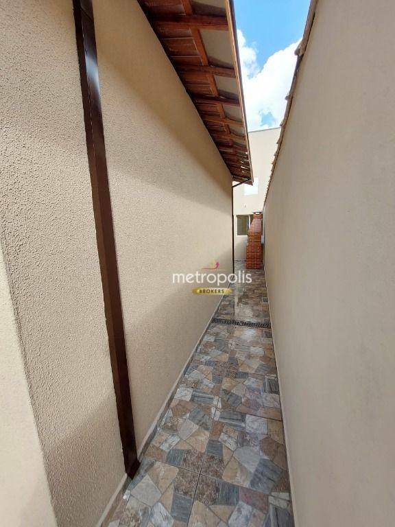 Casa à venda com 2 quartos, 68m² - Foto 8