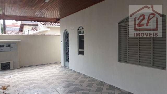 Casa, 2 quartos, 252 m² - Foto 3
