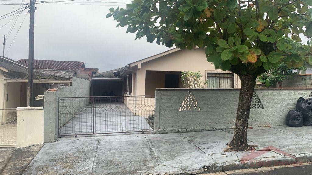 Casa para alugar com 2 quartos, 90m² - Foto 2