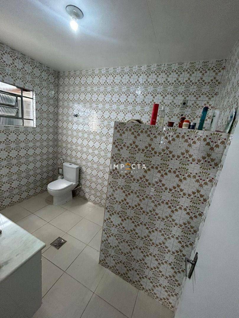 Casa para alugar com 3 quartos, 180m² - Foto 15