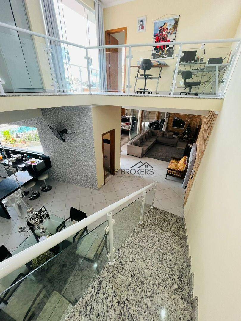 Sobrado para alugar com 3 quartos, 221m² - Foto 11