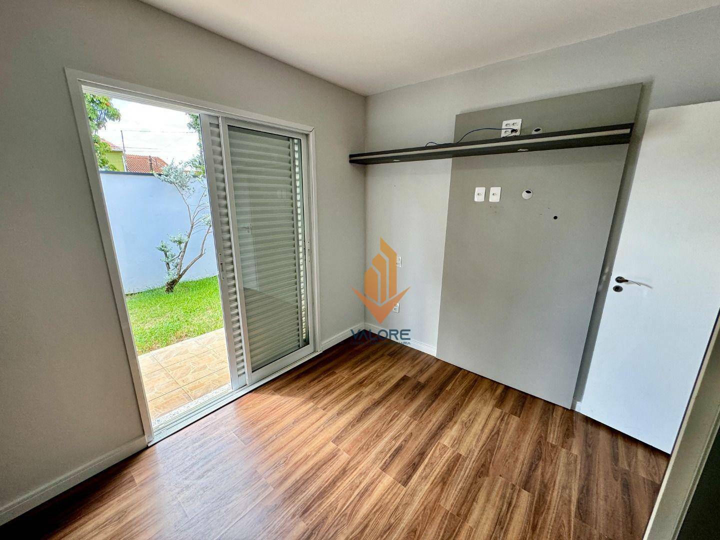 Casa à venda com 3 quartos, 180m² - Foto 25