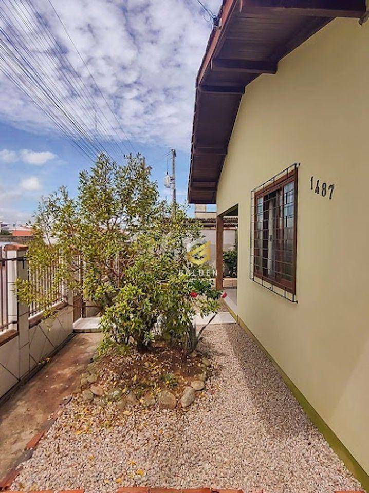 Casa à venda com 3 quartos, 90m² - Foto 5