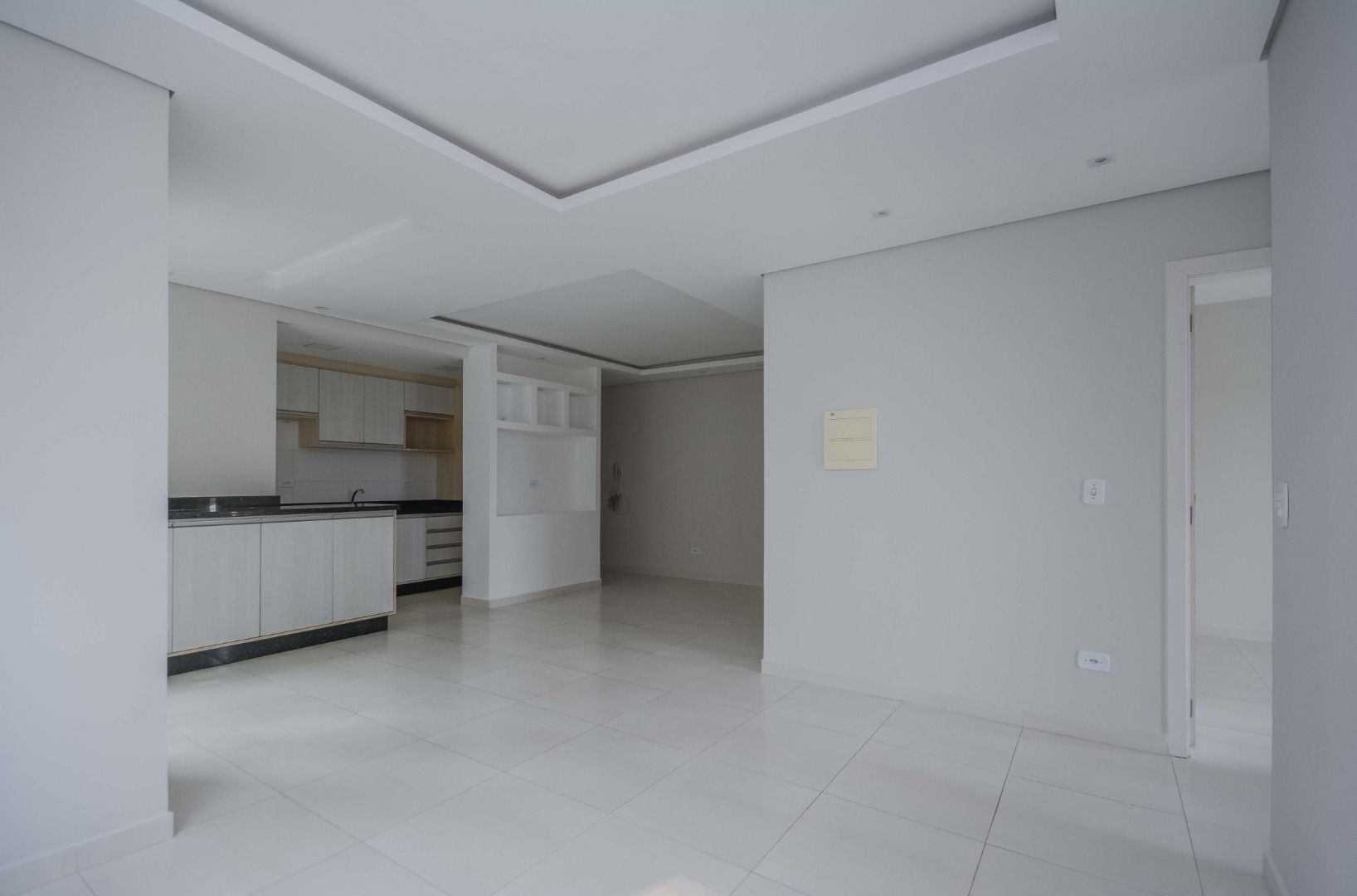 Apartamento para alugar com 2 quartos, 75m² - Foto 8