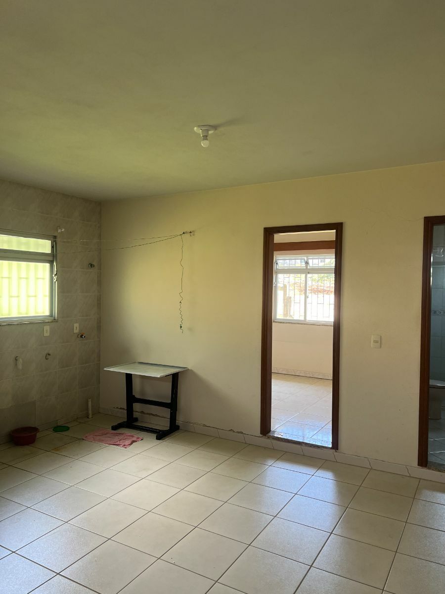 Casa à venda com 2 quartos, 130m² - Foto 6