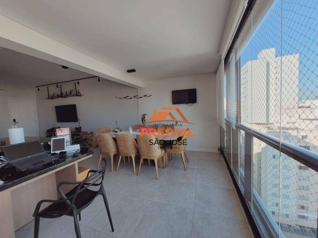 Apartamento à venda com 2 quartos, 83m² - Foto 2