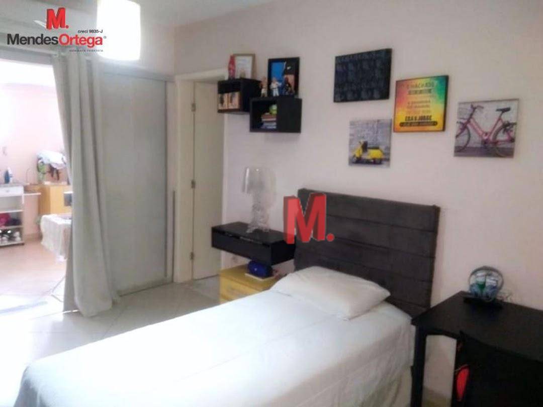 Casa à venda com 3 quartos, 364m² - Foto 27