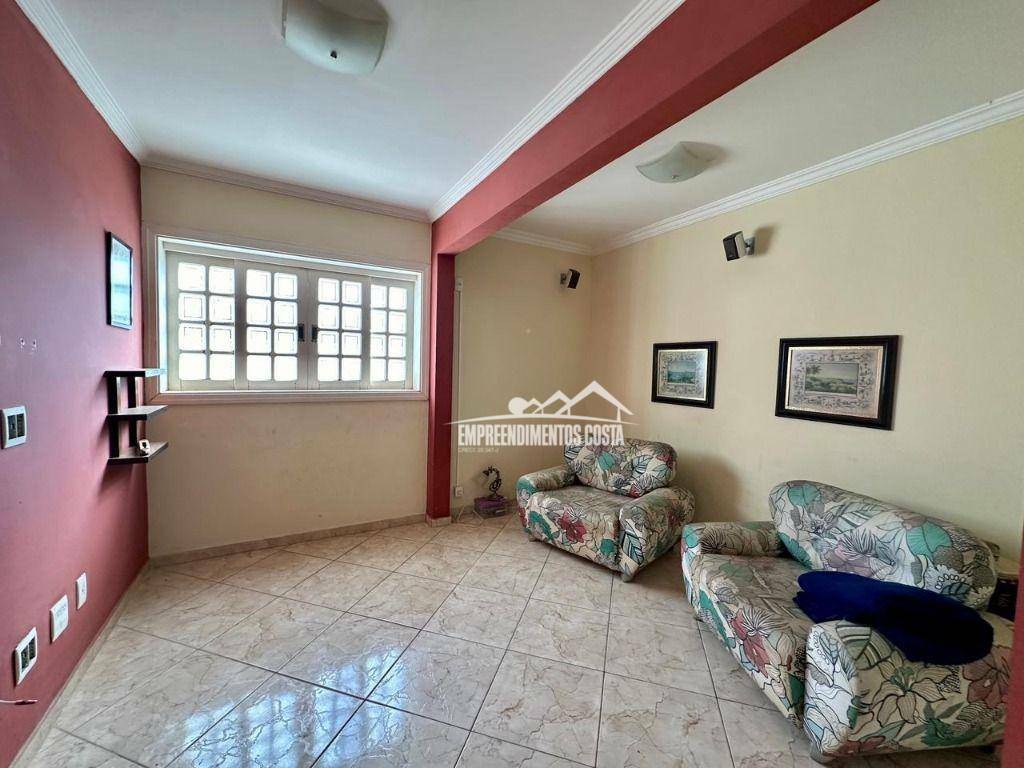 Casa de Condomínio à venda com 4 quartos, 348m² - Foto 12