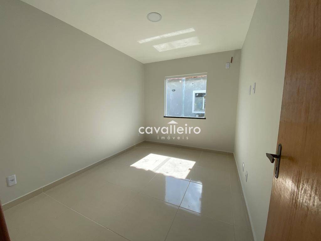 Casa à venda com 2 quartos, 60m² - Foto 13