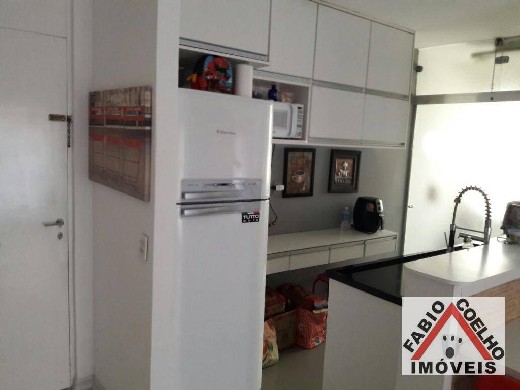 Apartamento à venda com 2 quartos, 56m² - Foto 10