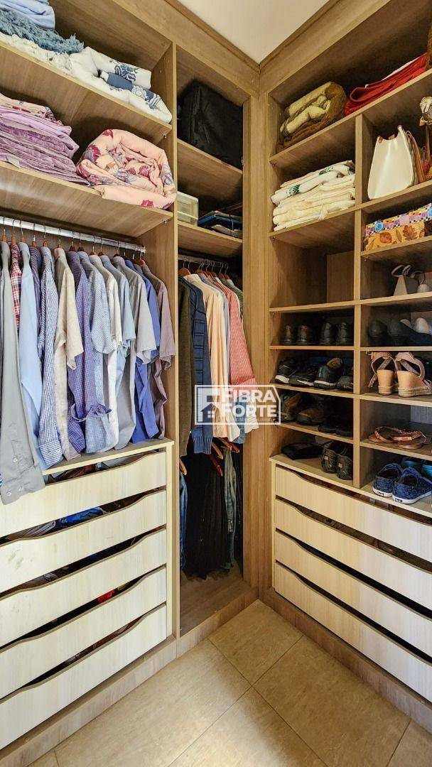 Casa de Condomínio à venda com 3 quartos, 240m² - Foto 20