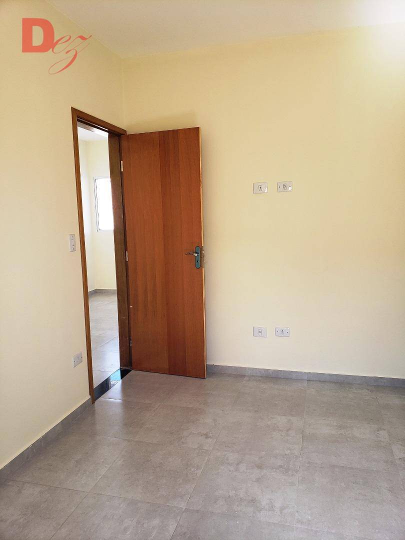 Casa à venda com 2 quartos, 52m² - Foto 12