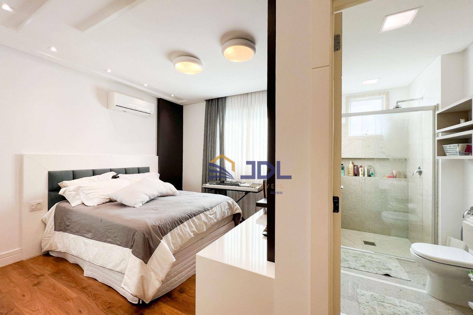 Apartamento à venda com 4 quartos, 227m² - Foto 25