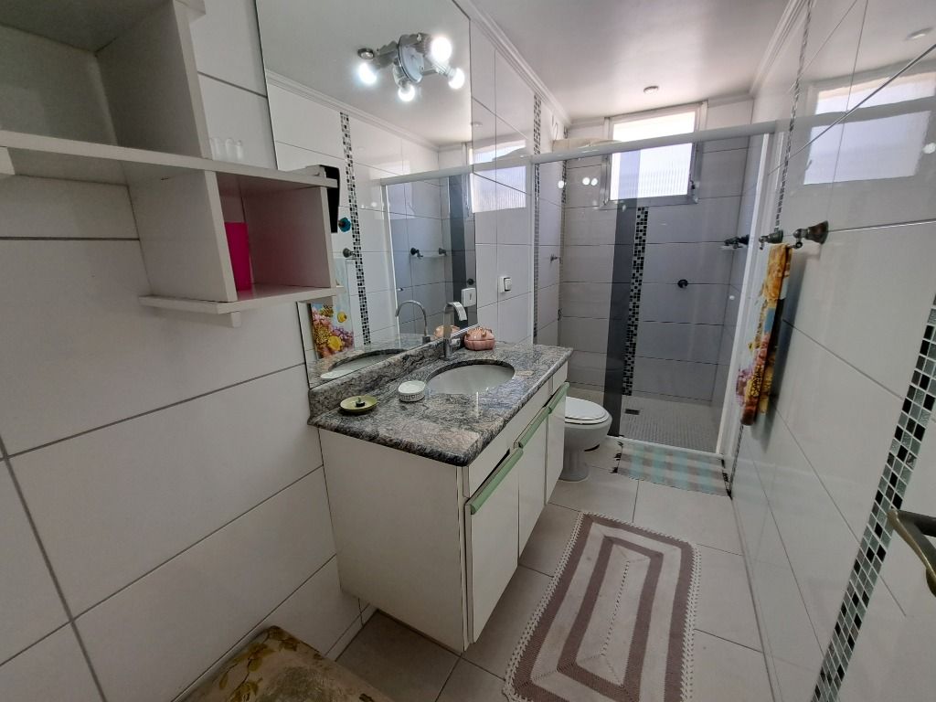 Apartamento para alugar com 3 quartos, 110m² - Foto 13