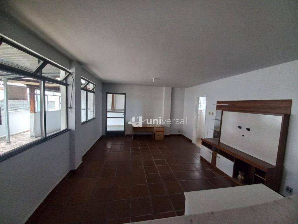 Cobertura, 3 quartos, 180 m² - Foto 1