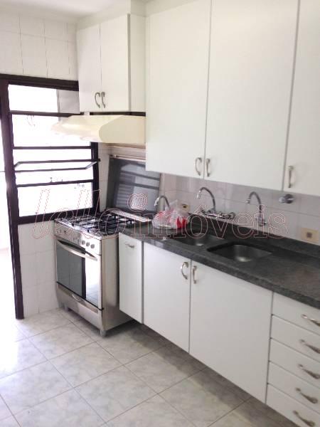 Apartamento para alugar com 4 quartos, 138m² - Foto 9