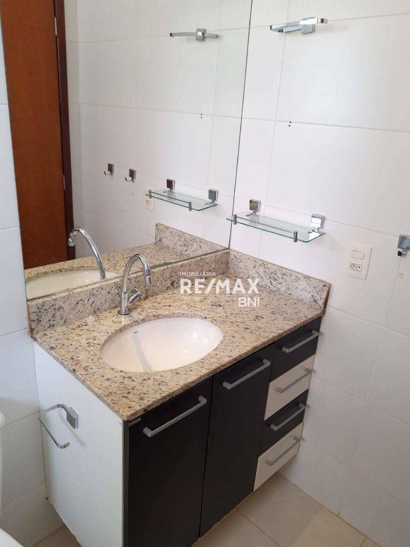 Apartamento para alugar com 3 quartos, 74m² - Foto 28