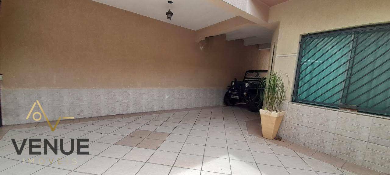 Sobrado à venda com 4 quartos, 357m² - Foto 9