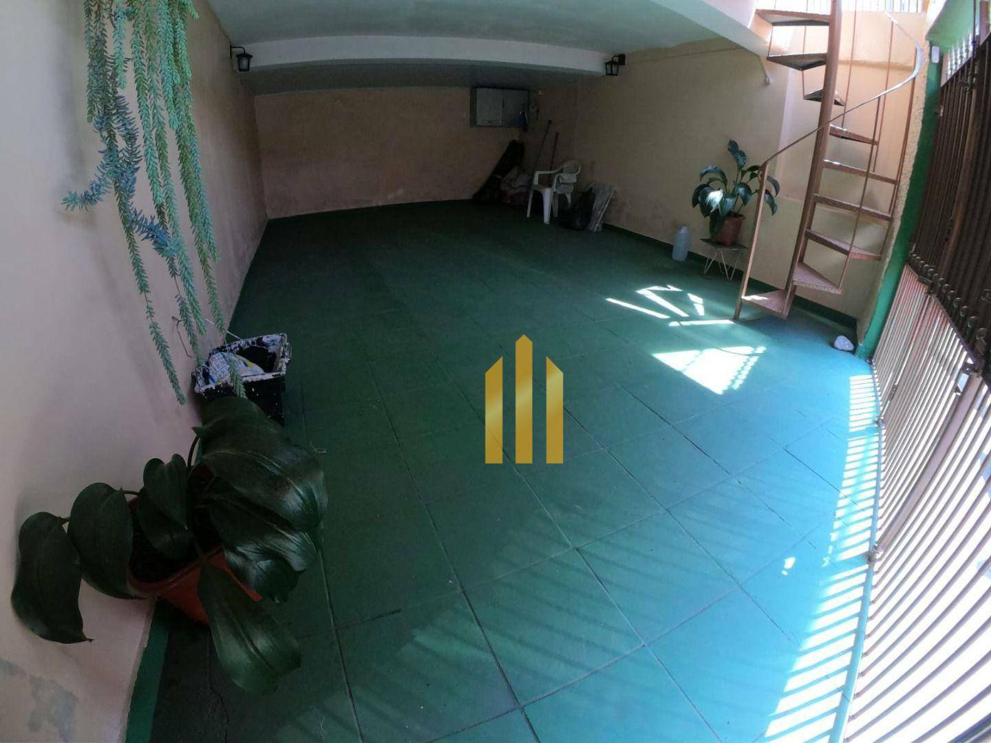 Casa para alugar com 3 quartos, 230m² - Foto 16