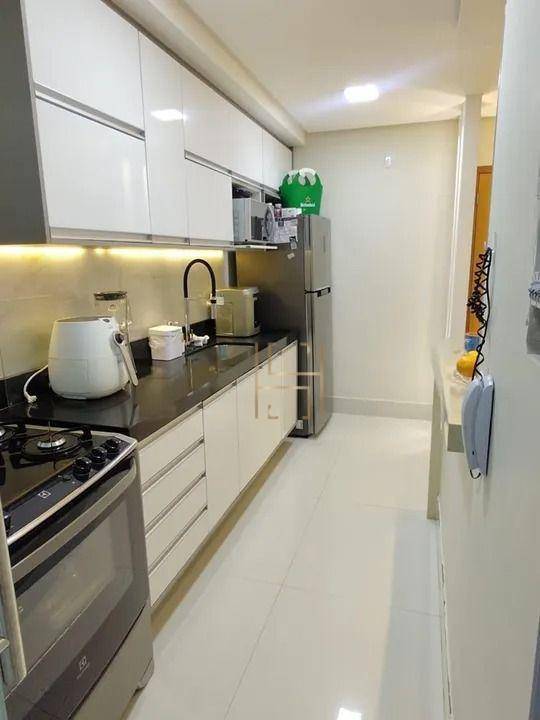 Apartamento à venda com 2 quartos, 1m² - Foto 8