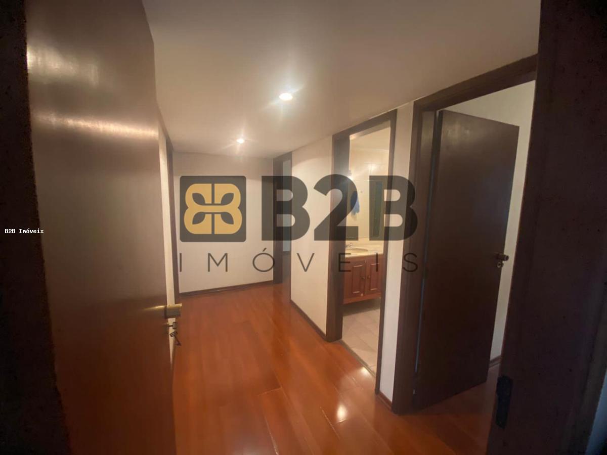 Apartamento à venda com 3 quartos, 140m² - Foto 8