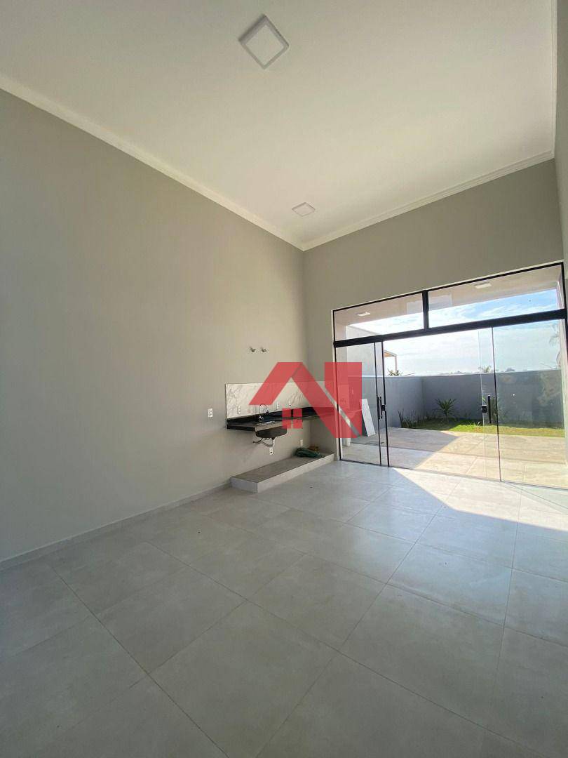 Casa à venda com 2 quartos, 67m² - Foto 14