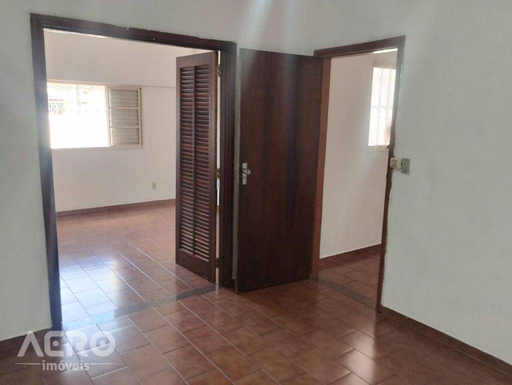 Casa à venda e aluguel com 2 quartos, 82m² - Foto 17